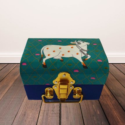 Kavyatva Pichwai Trunk Box