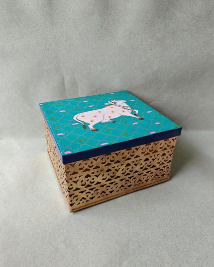 Kavyatva Pichwai Box