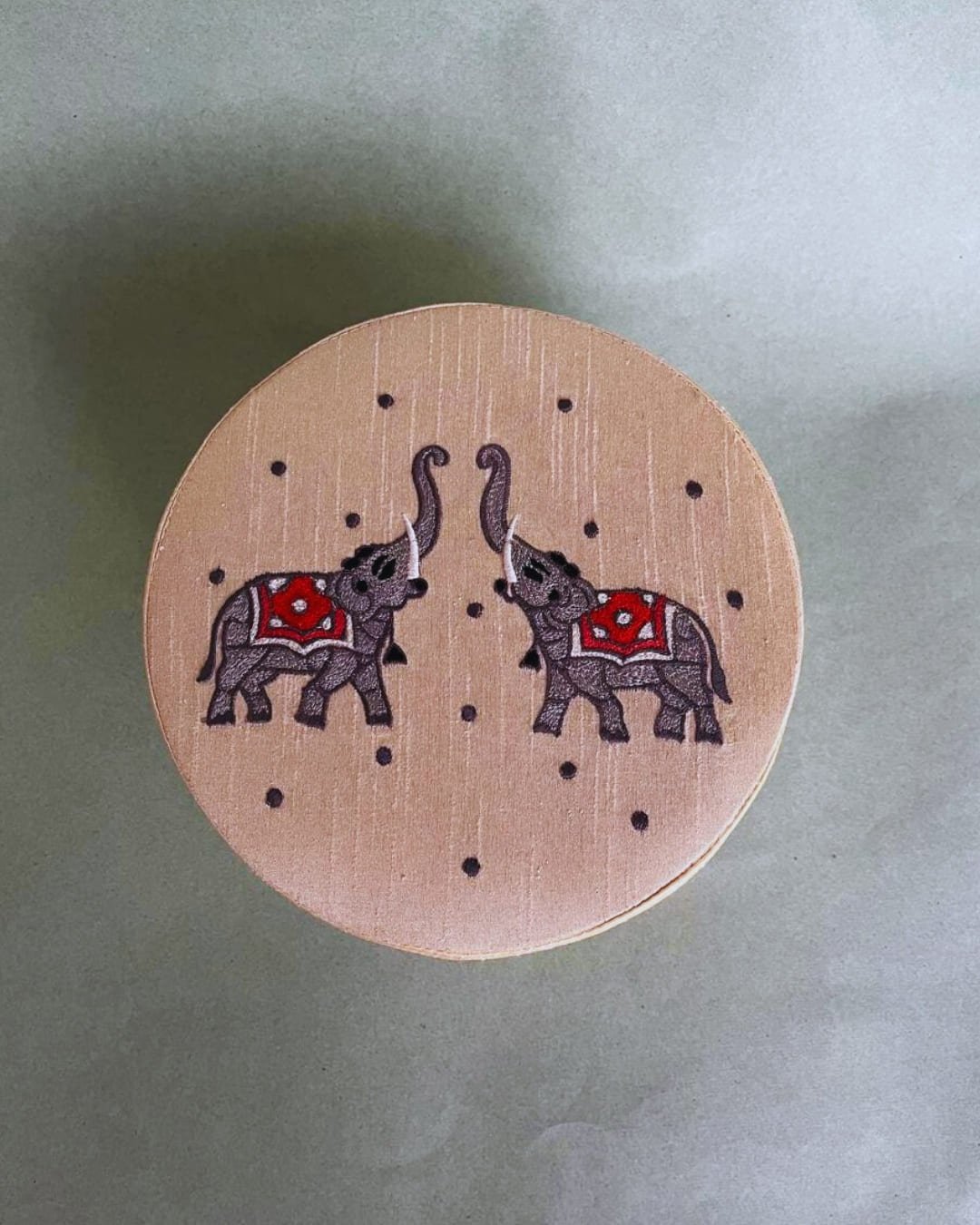 194 Peacock Embroidery Box - Image 3