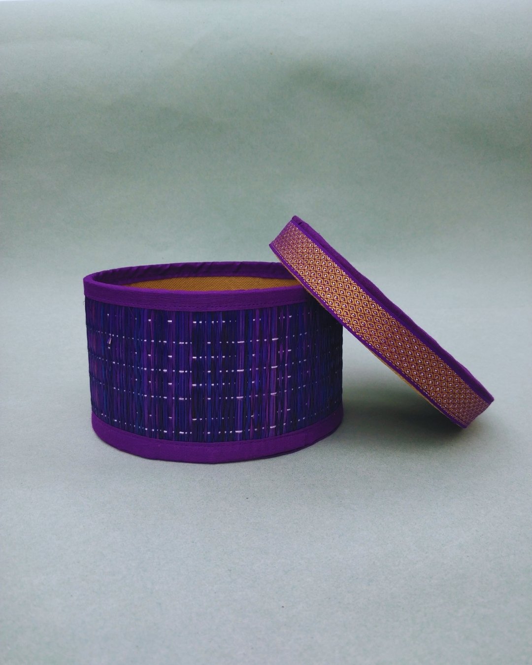 76 River grass Box - Image 4