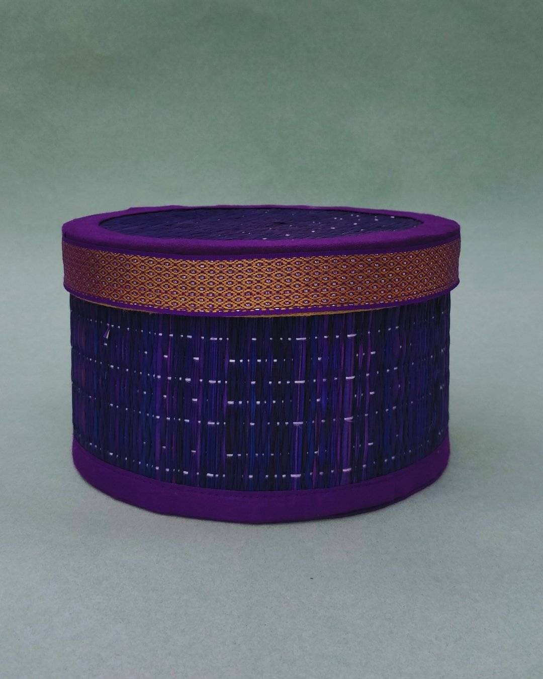 79 River grass Box - Image 1
