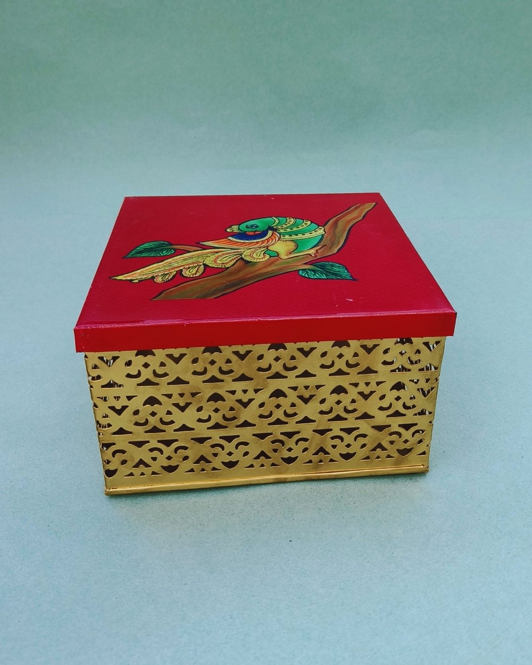 84 Parrot Printed Metal Box - Image 1